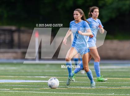 Thumbnail 2 in Robinson @ Yorktown (VHSL Class 6 State Quarterfinal) photogallery.
