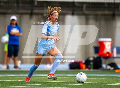 Thumbnail 1 in Robinson @ Yorktown (VHSL Class 6 State Quarterfinal) photogallery.