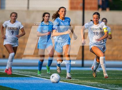 Thumbnail 3 in Robinson @ Yorktown (VHSL Class 6 State Quarterfinal) photogallery.