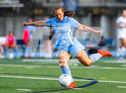 Thumbnail 3 in Robinson @ Yorktown (VHSL Class 6 State Quarterfinal) photogallery.