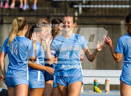 Thumbnail 2 in Robinson @ Yorktown (VHSL Class 6 State Quarterfinal) photogallery.