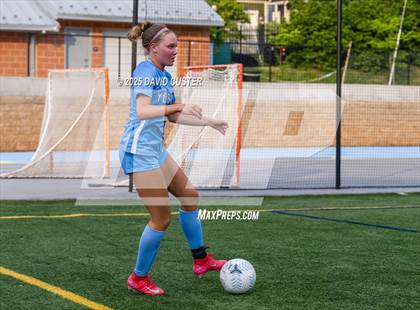 Thumbnail 3 in Robinson @ Yorktown (VHSL Class 6 State Quarterfinal) photogallery.