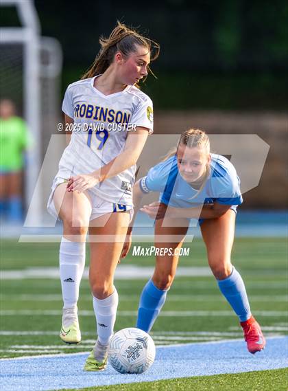 Thumbnail 1 in Robinson @ Yorktown (VHSL Class 6 State Quarterfinal) photogallery.