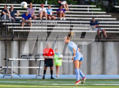 Thumbnail 3 in Robinson @ Yorktown (VHSL Class 6 State Quarterfinal) photogallery.