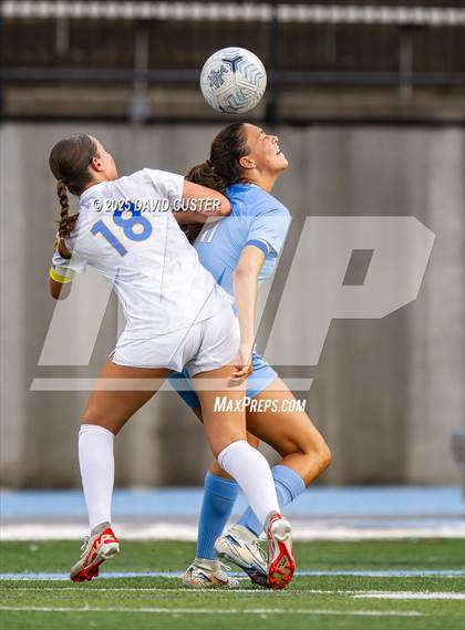 Thumbnail 2 in Robinson @ Yorktown (VHSL Class 6 State Quarterfinal) photogallery.