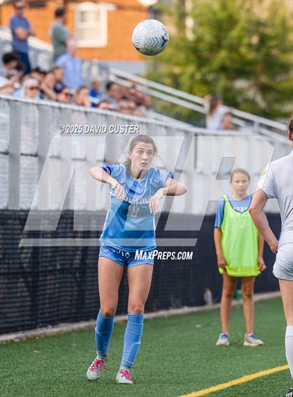 Thumbnail 2 in Robinson @ Yorktown (VHSL Class 6 State Quarterfinal) photogallery.