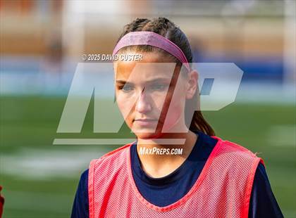Thumbnail 2 in Robinson @ Yorktown (VHSL Class 6 State Quarterfinal) photogallery.