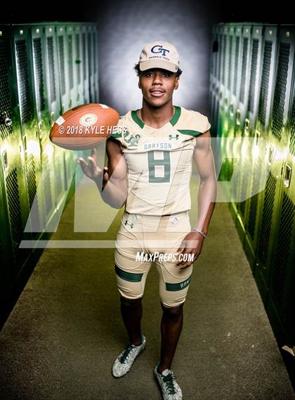 Thumbnail 1 in Grayson  (Preseason Early Contenders Photo Shoot)  photogallery.