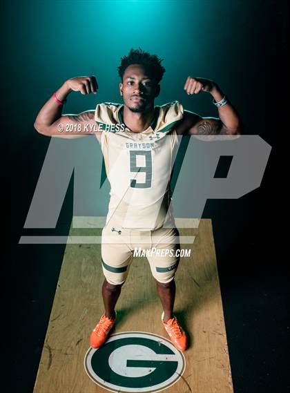 Thumbnail 3 in Grayson  (Preseason Early Contenders Photo Shoot)  photogallery.