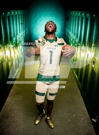 Thumbnail 1 in Grayson  (Preseason Early Contenders Photo Shoot)  photogallery.