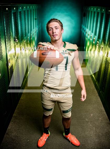 Thumbnail 3 in Grayson  (Preseason Early Contenders Photo Shoot)  photogallery.