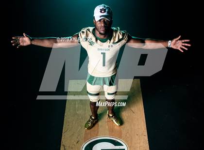 Thumbnail 2 in Grayson  (Preseason Early Contenders Photo Shoot)  photogallery.