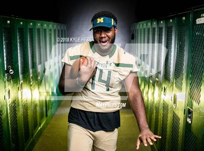 Thumbnail 1 in Grayson  (Preseason Early Contenders Photo Shoot)  photogallery.