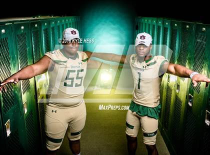 Thumbnail 2 in Grayson  (Preseason Early Contenders Photo Shoot)  photogallery.