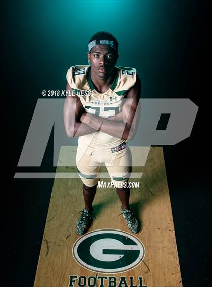 Thumbnail 1 in Grayson  (Preseason Early Contenders Photo Shoot)  photogallery.