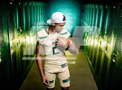 Thumbnail 1 in Grayson  (Preseason Early Contenders Photo Shoot)  photogallery.