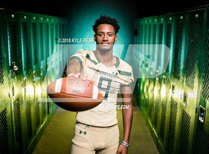 Thumbnail 1 in Grayson  (Preseason Early Contenders Photo Shoot)  photogallery.