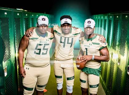 Thumbnail 3 in Grayson  (Preseason Early Contenders Photo Shoot)  photogallery.