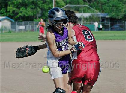 Thumbnail 3 in El Molino @ Petaluma photogallery.
