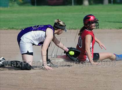 Thumbnail 2 in El Molino @ Petaluma photogallery.