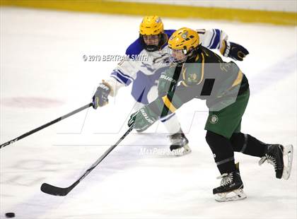Thumbnail 1 in West Seneca East vs. West Seneca West photogallery.