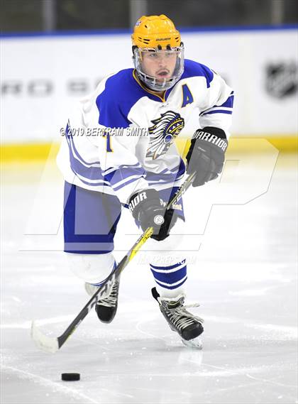 Thumbnail 1 in West Seneca East vs. West Seneca West photogallery.