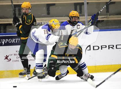 Thumbnail 2 in West Seneca East vs. West Seneca West photogallery.