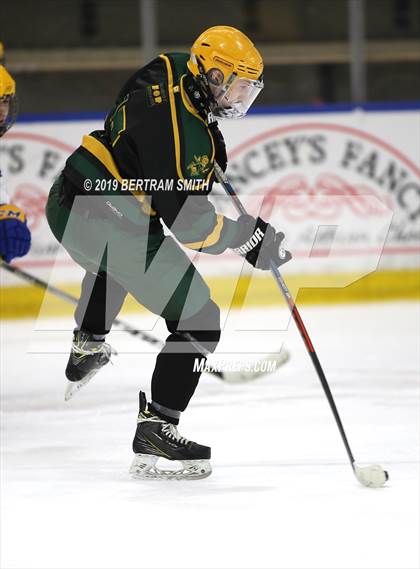 Thumbnail 1 in West Seneca East vs. West Seneca West photogallery.
