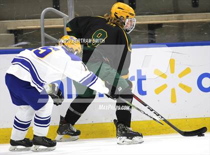 Thumbnail 3 in West Seneca East vs. West Seneca West photogallery.