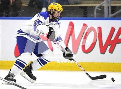 Thumbnail 1 in West Seneca East vs. West Seneca West photogallery.
