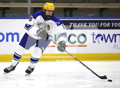 Thumbnail 1 in West Seneca East vs. West Seneca West photogallery.