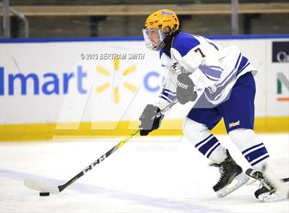 Thumbnail 3 in West Seneca East vs. West Seneca West photogallery.