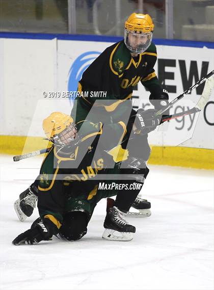 Thumbnail 3 in West Seneca East vs. West Seneca West photogallery.