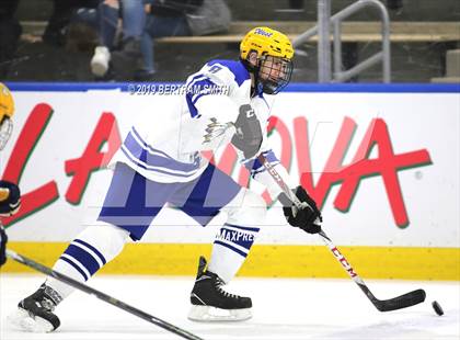 Thumbnail 2 in West Seneca East vs. West Seneca West photogallery.