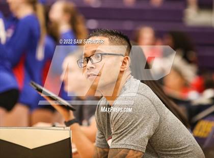 Thumbnail 3 in Christian Brothers vs. Folsom (Stockton Classic) photogallery.