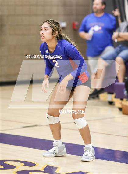 Thumbnail 2 in Christian Brothers vs. Folsom (Stockton Classic) photogallery.