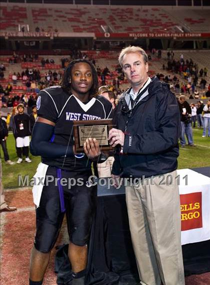 Thumbnail 1 in West Stokes vs. Kinston (NCHSAA 2AA State Final) photogallery.