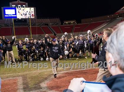 Thumbnail 2 in West Stokes vs. Kinston (NCHSAA 2AA State Final) photogallery.