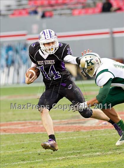 Thumbnail 1 in West Stokes vs. Kinston (NCHSAA 2AA State Final) photogallery.