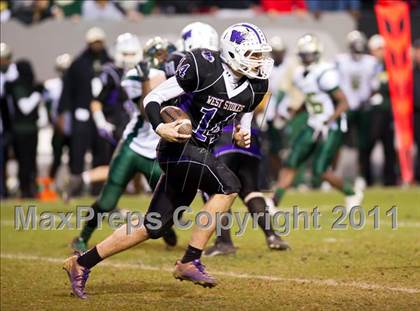 Thumbnail 3 in West Stokes vs. Kinston (NCHSAA 2AA State Final) photogallery.