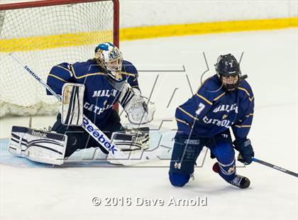 Thumbnail 2 in Malden Catholic @ Boston College High photogallery.