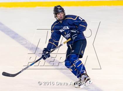 Thumbnail 2 in Malden Catholic @ Boston College High photogallery.
