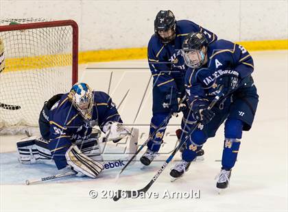 Thumbnail 3 in Malden Catholic @ Boston College High photogallery.