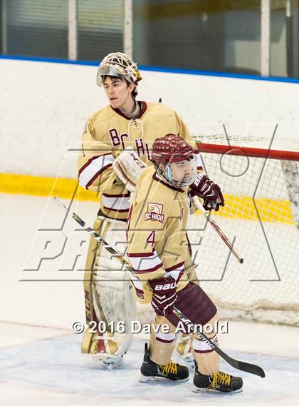 Thumbnail 3 in Malden Catholic @ Boston College High photogallery.