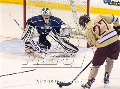 Thumbnail 2 in Malden Catholic @ Boston College High photogallery.