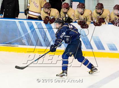 Thumbnail 3 in Malden Catholic @ Boston College High photogallery.