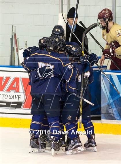 Thumbnail 3 in Malden Catholic @ Boston College High photogallery.