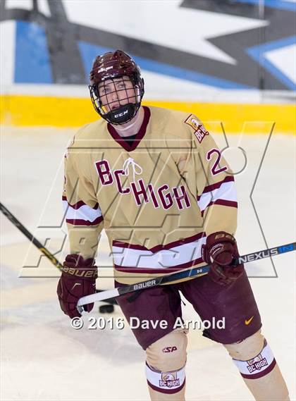 Thumbnail 2 in Malden Catholic @ Boston College High photogallery.
