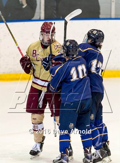 Thumbnail 2 in Malden Catholic @ Boston College High photogallery.