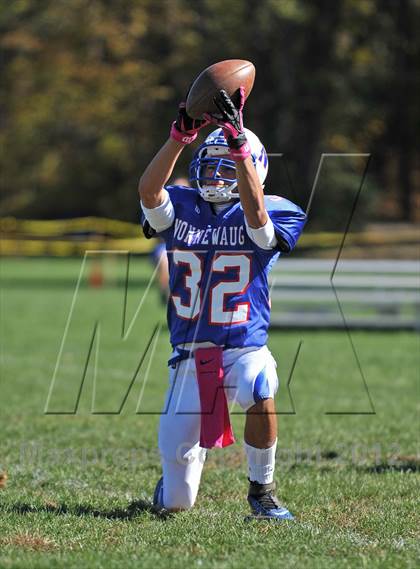 Thumbnail 1 in Cromwell @ Nonnewaug photogallery.